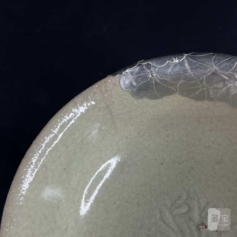 明 龙泉窑高足杯 - 图6